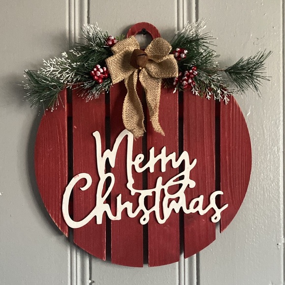 NWT- Red with White Merry Christmas Round Wooden Ornament Sign w/ Bell & Bow - Picture 8 of 17